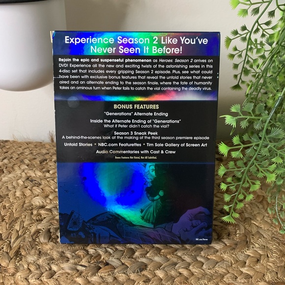 HEROS Season 2 DVD Box Set. EUC - Picture 2 of 6